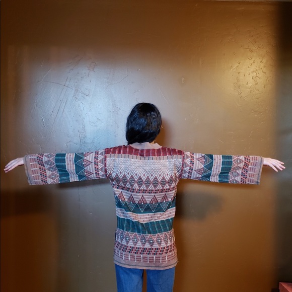 Vintage Geometric Sweater - Picture 2 of 6